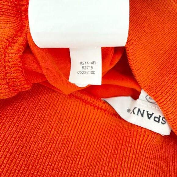 SPANX AirEssentials® Pique Skort in Poppy XS - Picture 10 of 10